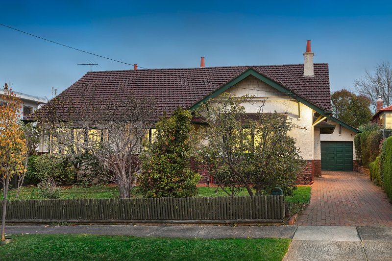 10 Valency Road, Glen Iris, VIC 3146 House for Sale
