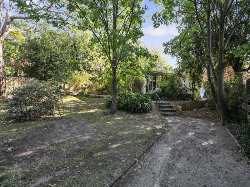 10 Yarra Road, Croydon North, VIC 3136 House for Sale