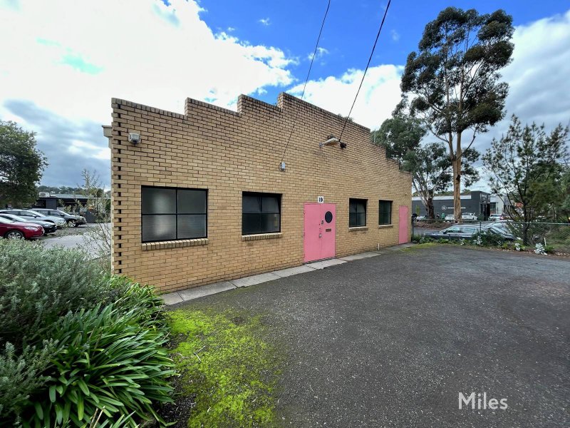 10/1719 Brougham Street, Eltham