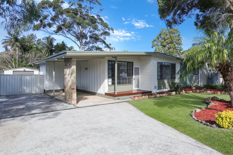 11 Lakelands Drive, DAPTO NSW 2530