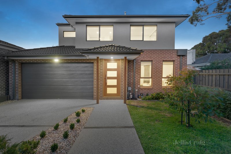 1/1 Romney Close