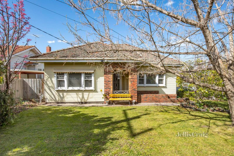 11 Vida Street, Aberfeldie, VIC 3040 House for Sale