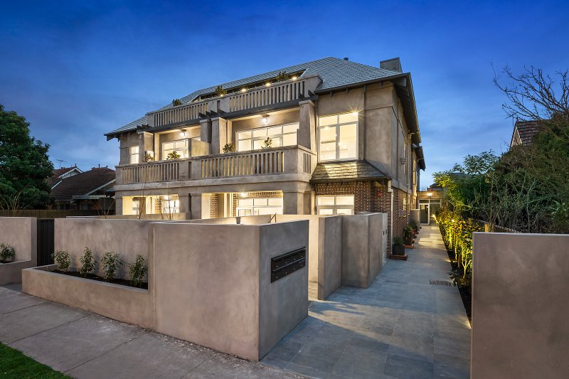 114 Burke Road, Malvern East RT Edgar