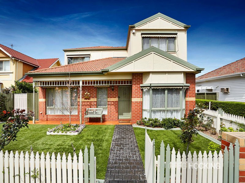 1/15 Geelong Road, Footscray, VIC 3011 Townhouse for Sale