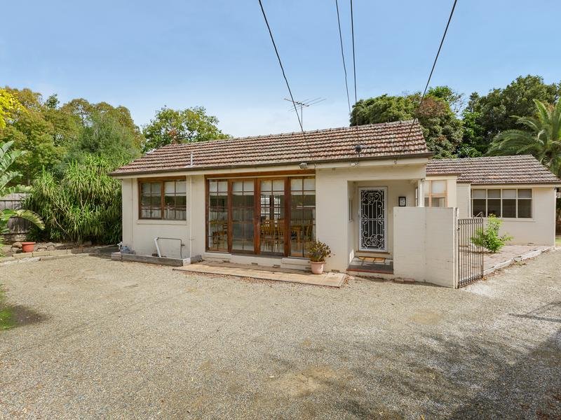 116 Surrey Road, Blackburn North, VIC 3130 House for Sale