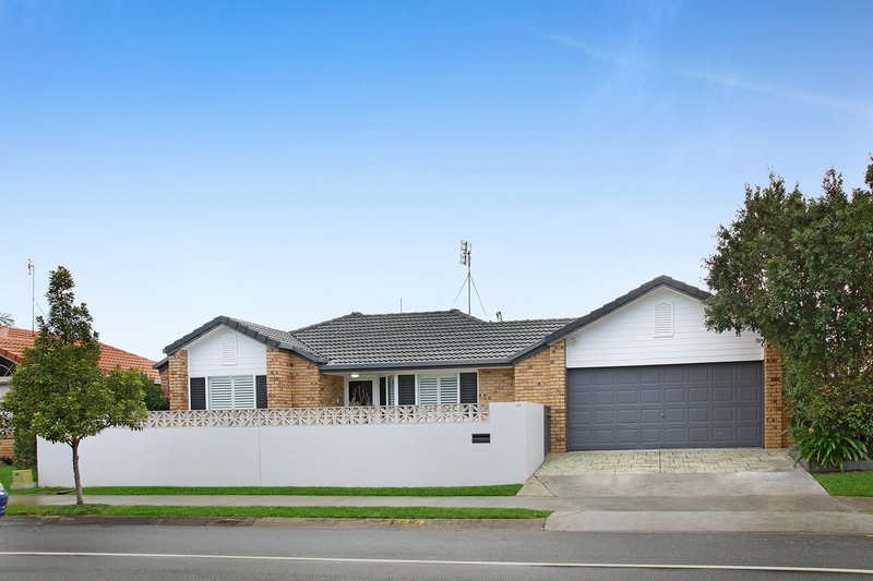 Burleigh Waters property image