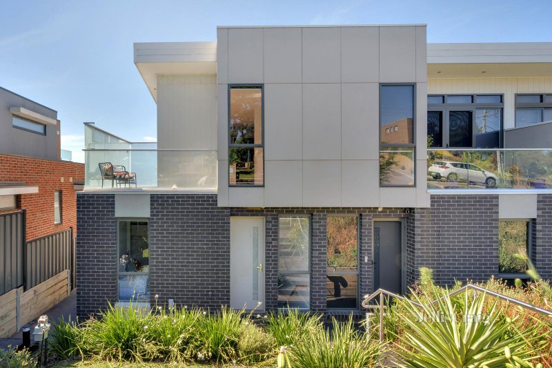 1/18 Austin Crescent, Pascoe Vale, VIC 3044 Townhouse for Sale