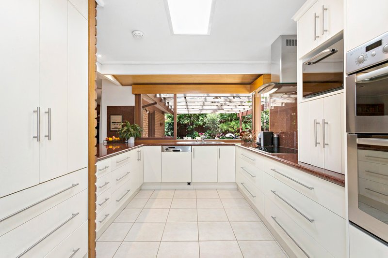 12 Devlaw Dr , Doncaster East 12 Devlaw Dr , Doncaster East