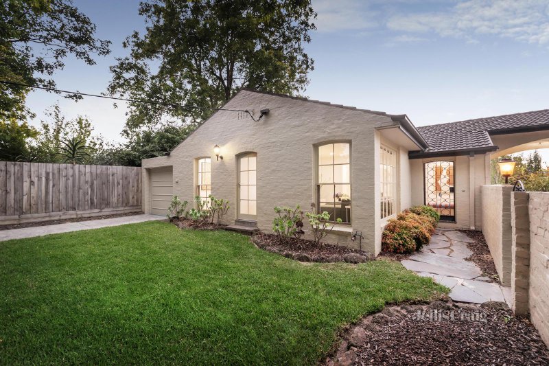 1/2 Kooyongkoot Road, Hawthorn, VIC 3122 Apartment for Sale