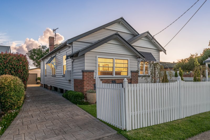 12 Queens Road New Lambton NSW 2305