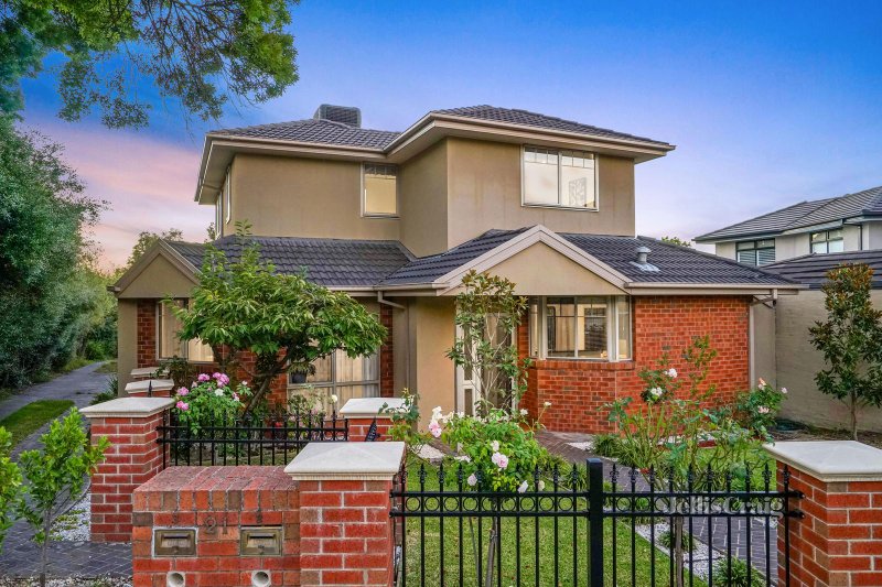 1/21 Cheviot Road, Mount Waverley, VIC 3149 Townhouse for Sale