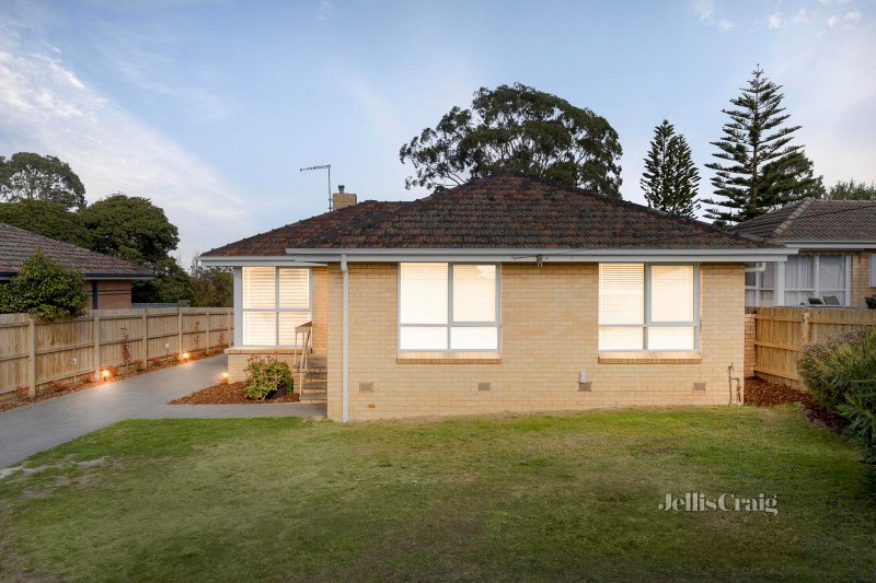 1/22 Nepean Street, Watsonia, VIC 3087 House for Sale