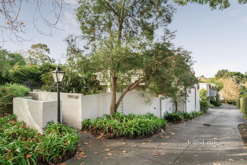 1/24 Rochester Road, Canterbury, VIC 3126 Townhouse for Sale
