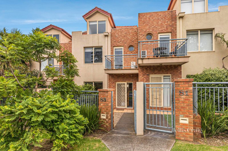 83 Fisher Parade