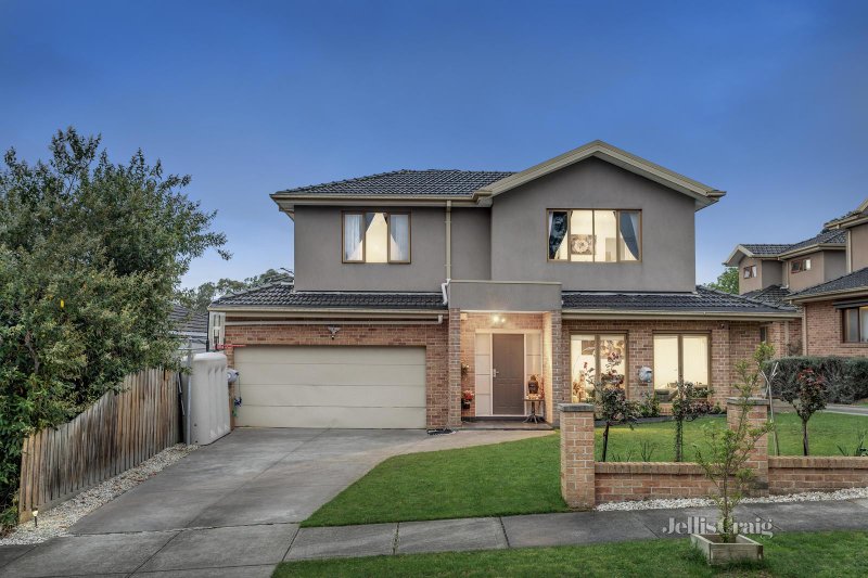 1/2931 Thea Grove, Doncaster East, VIC 3109 Townhouse for Sale