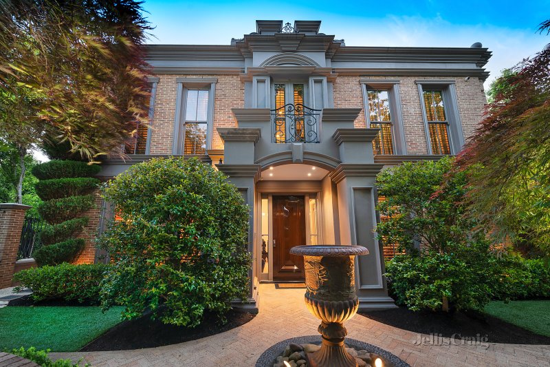 13 Monomeath Avenue, Canterbury, VIC 3126 House for Sale