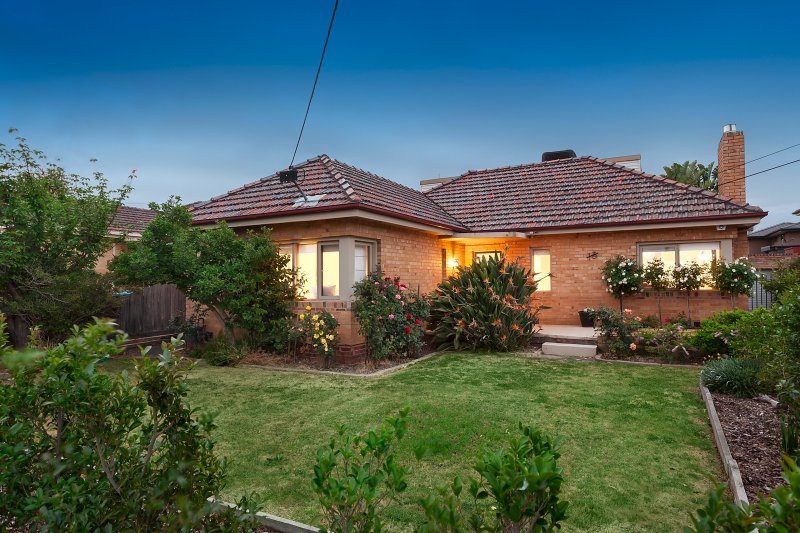 13 Rowena Road, Malvern East, VIC 3145 House for Sale