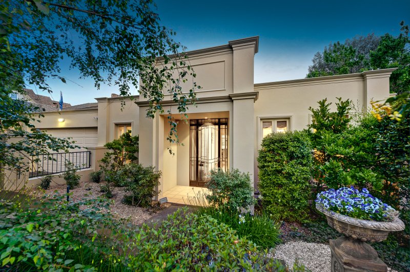 1/33 Evelina Street, Mont Albert North, VIC 3129 House for Sale