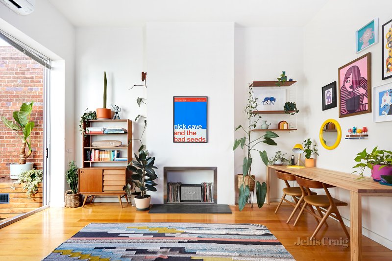 13/300 Racecourse Road