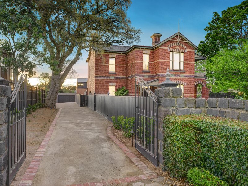 13A Poath Road