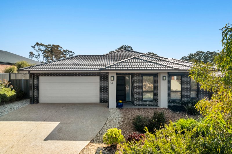 14 Carloway Drive, Mckenzie Hill, VIC 3451 House for Sale