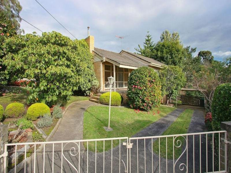 14 Dampier Grove, Mitcham, VIC 3132 House for Sale