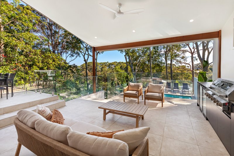 14 Rembrandt Drive Merewether Heights NSW 2291
