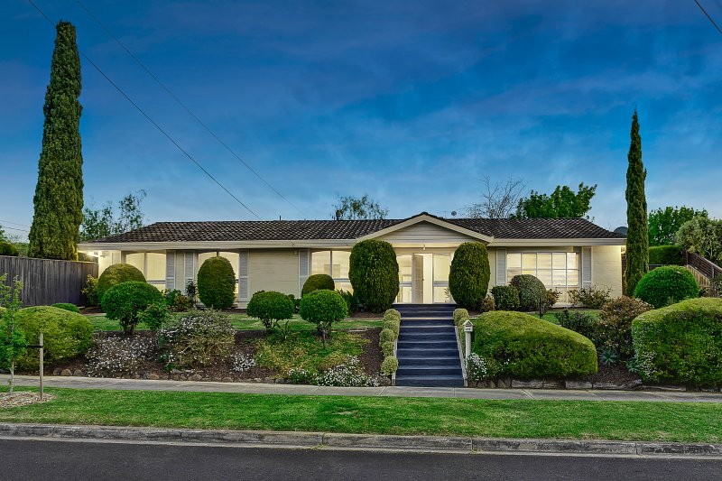 14 Viscount Drive, Doncaster, VIC 3108 House for Sale