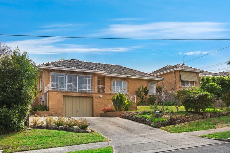 141 Grandview Grove, Rosanna 4 bed, 2 bath House for Lease