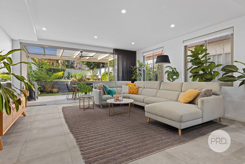 PEAKHURST property image