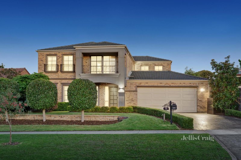 15 Gillies Street, Mitcham, VIC 3132 House for Sale