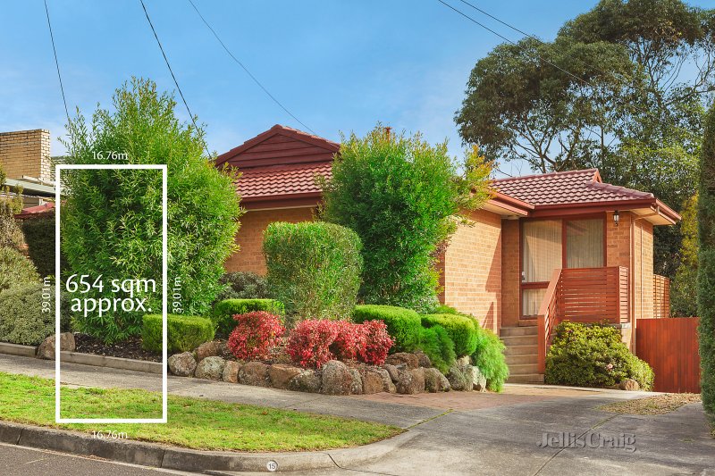 15 Sanders Road, Doncaster East, VIC 3109 House for Sale