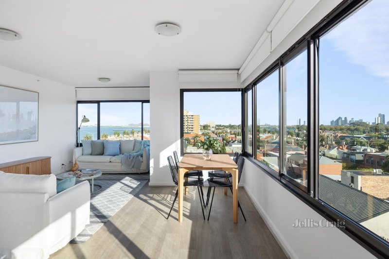 15/225 Beaconsfield Parade, Middle Park, VIC 3206 Apartment for Sale