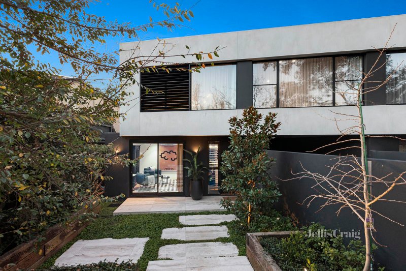 5A Monaro Road
