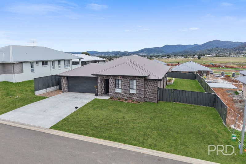 MOORE CREEK property image