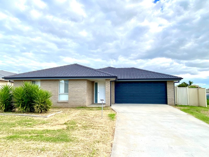 16 Goodwin Street TAMWORTH NSW 2340