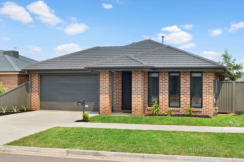 16 McCallum Street, Lucas, VIC 3350 House for Sale