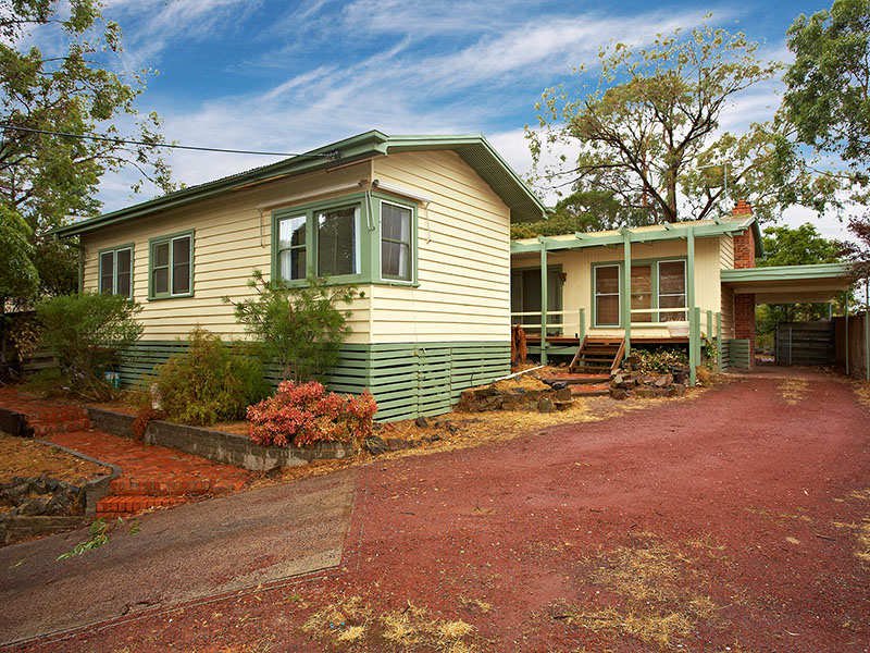 16 Royal Avenue, Heathmont, VIC 3135 House for Sale