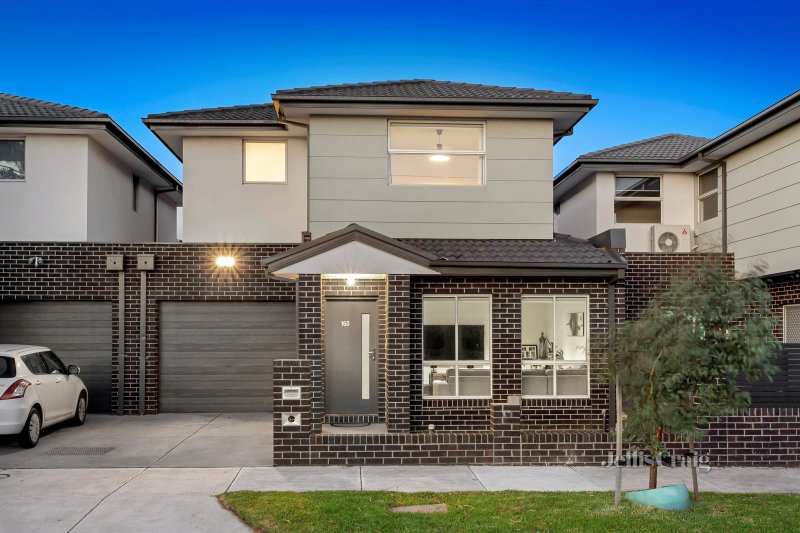 160 Hilton Street, Glenroy, VIC 3046 Townhouse for Sale