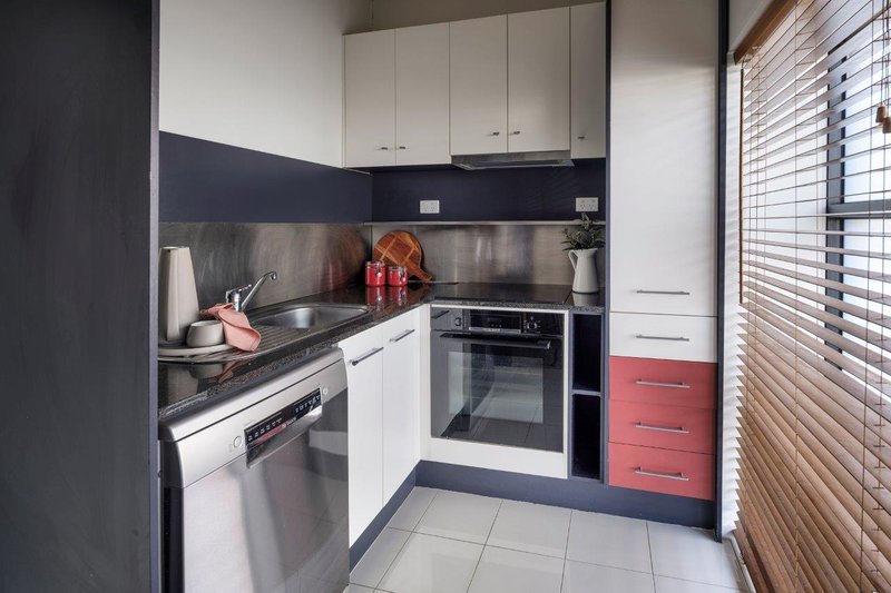 16/18 Ireland Street, West Melbourne, VIC, 3003