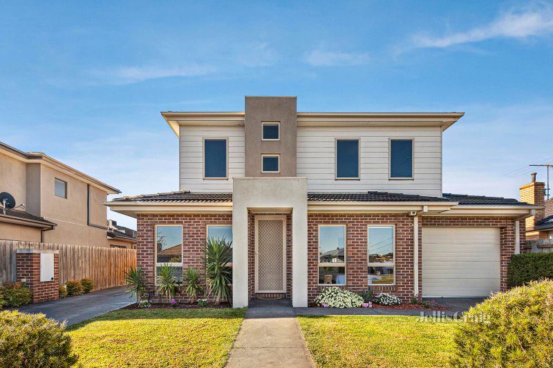 1/68 Hawker Street, Airport West, VIC 3042 Townhouse for Sale