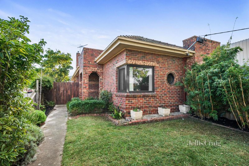 17 Jasper Road, Bentleigh, VIC 3204 House for Sale