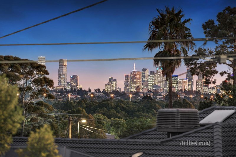 17 Kandanga Grove, Bulleen, VIC 3105 House for Sale