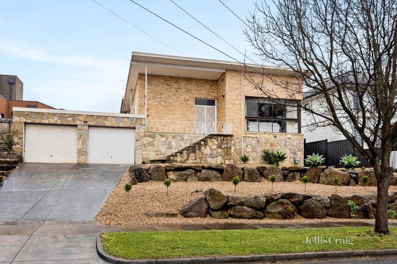 17 Killarney Road, Templestowe Lower, VIC 3107 House for Sale