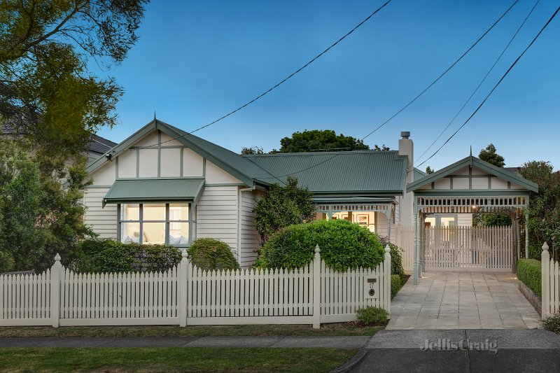17 Milton Street