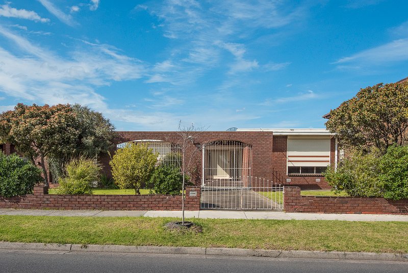 170 Hughes Parade, Reservoir, VIC 3073 House for Sale