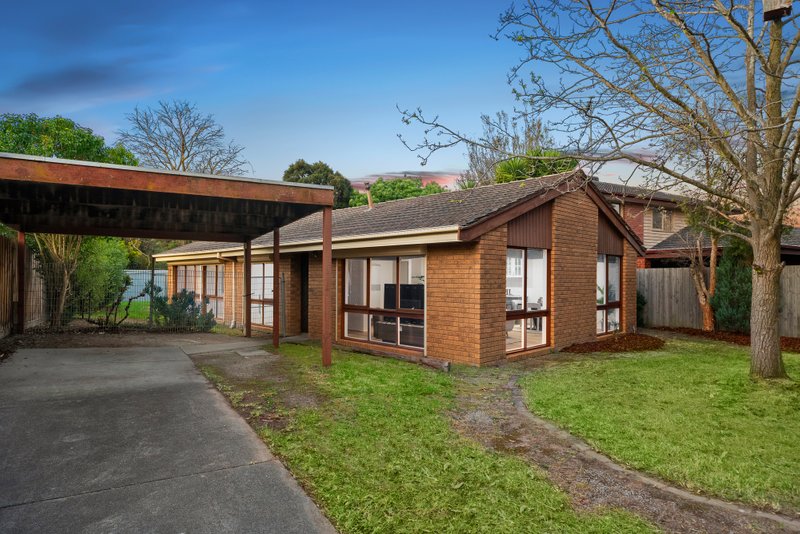 Photo: 171 Dandelion Drive