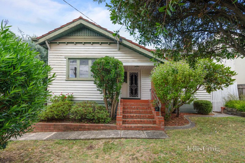 18 Hertford Crescent, Balwyn, VIC 3103 House for Sale