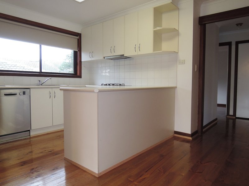 1/8 Padgham Court, Box Hill North