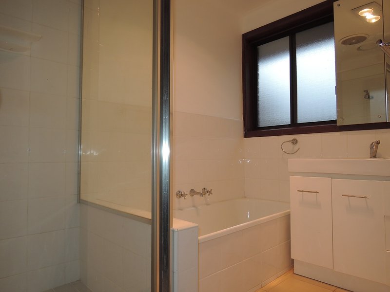 1/8 Padgham Court, Box Hill North